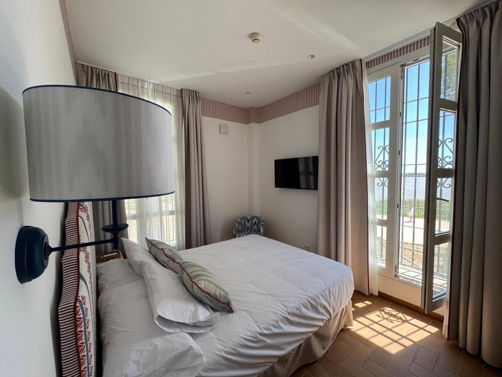 Hotel Toruno Del Rocio El Rocio Ngoại thất bức ảnh