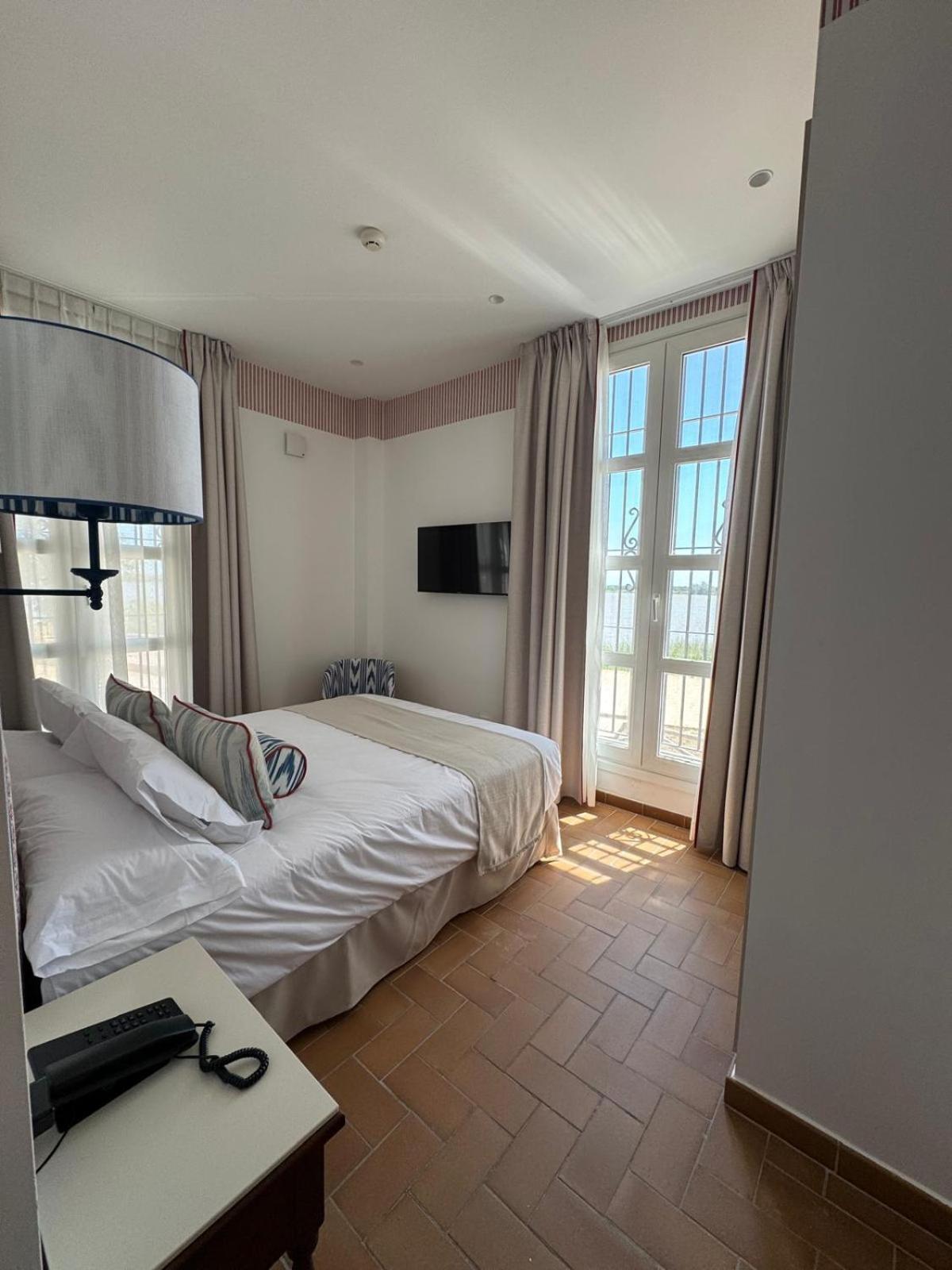 Hotel Toruno Del Rocio El Rocio Ngoại thất bức ảnh