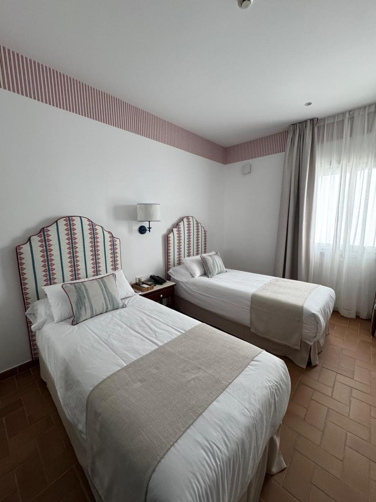 Hotel Toruno Del Rocio El Rocio Ngoại thất bức ảnh